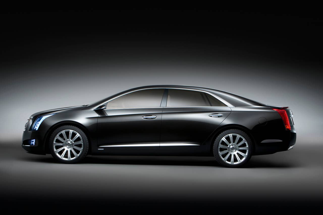 2010 Cadillac XTS Platinum Concept. X10CC_CA009