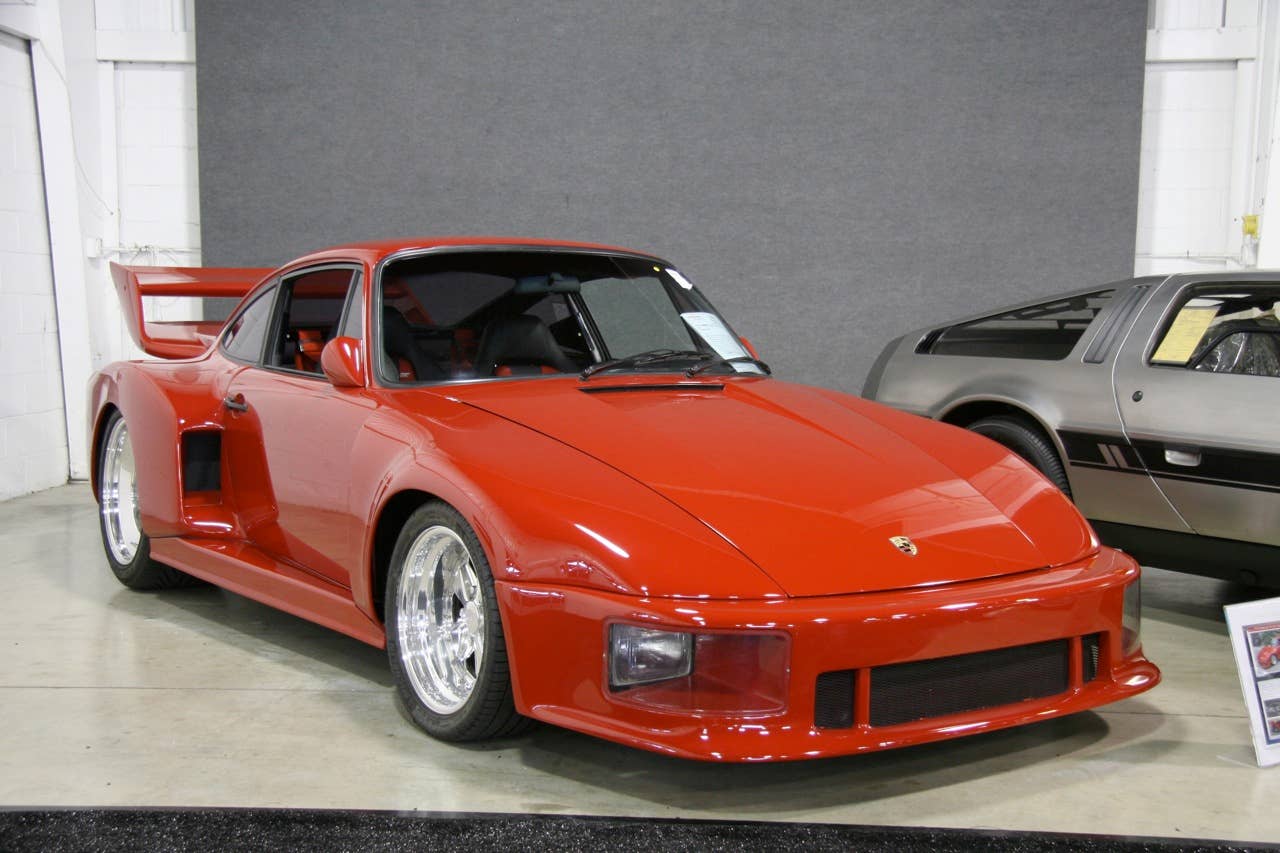 Porsche 935 look-alike