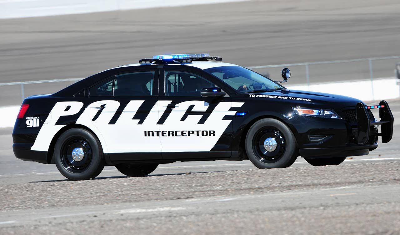 Officially Official: 2012 Ford Police Interceptor unveiled, second ...