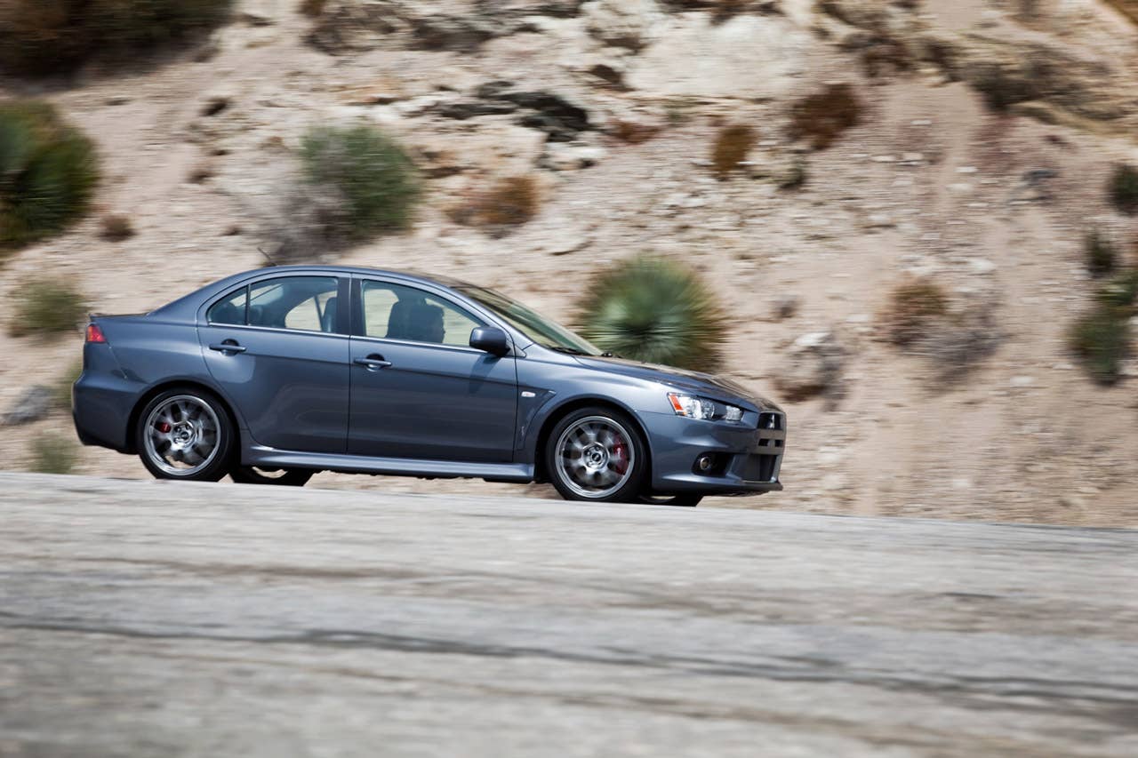 2011 Mitsubishi Lancer Evolution side