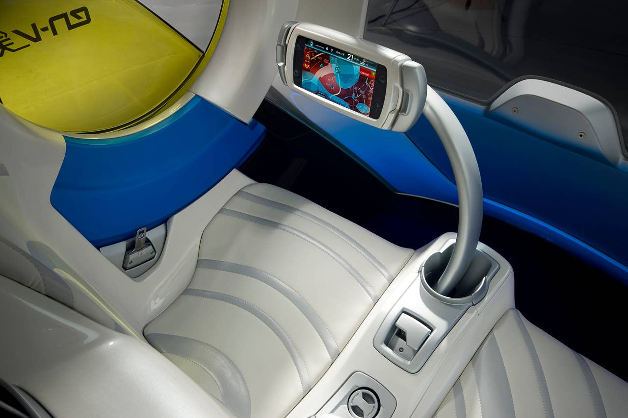 EN-V, which is short for Electric Networked-Vehicle, maintains the core principle of personal mobility - freedom - while helping remove the motor vehicle from the environmental debate and redefining design leadership.EN-V is a two-seat electric vehicle that was designed to alleviate concerns surrounding traffic congestion, parking availability, air quality and affordability for tomorrow's cities. The Xiao (Laugh) model (pictured) was unveiled today in Shanghai alongside Jiao (Pride) and Maio (Magic). They represent three different characteristics which emphasize that future transportation can be fun. X10CO_SV039 (03/24/2010)
