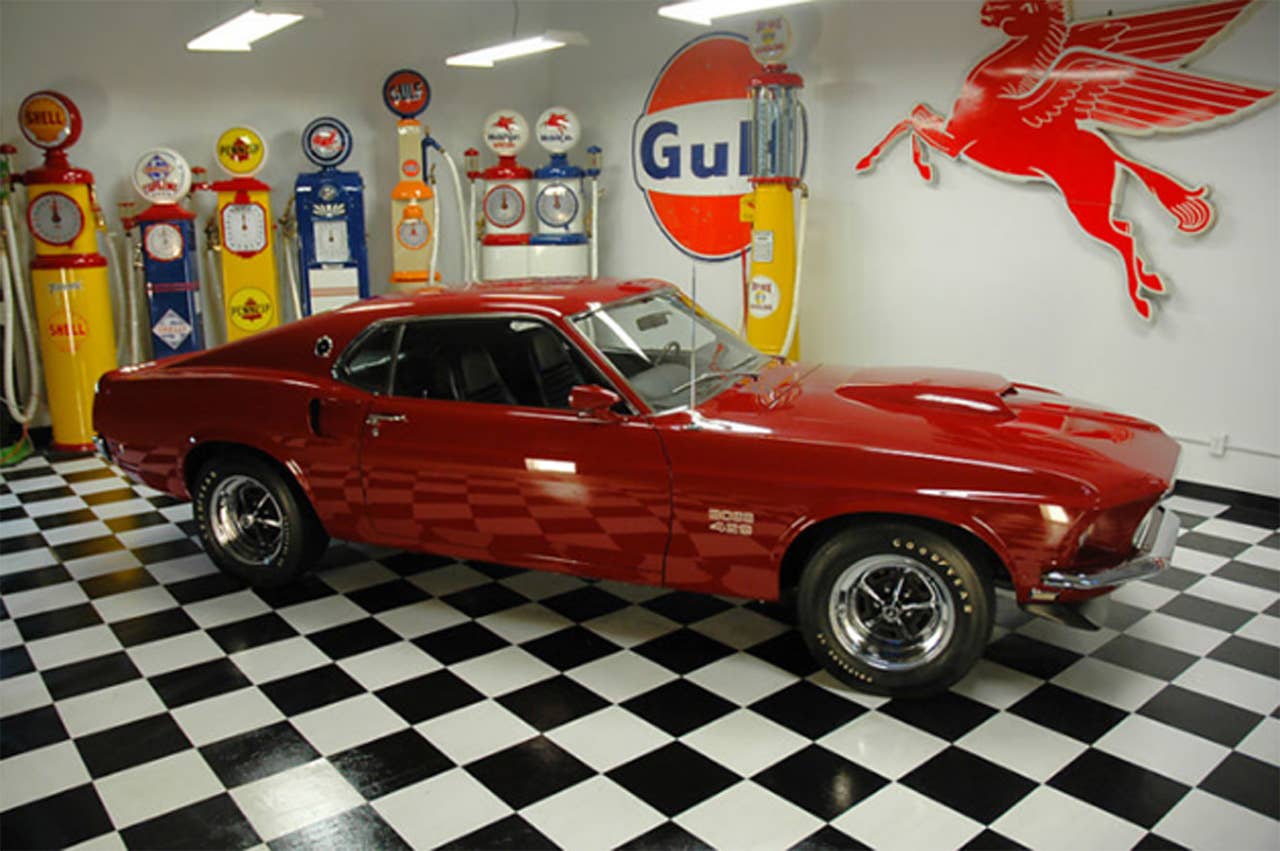 1969 Ford Mustang Boss 429 side