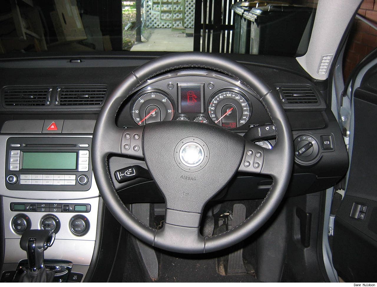 The driver's view - note auto-off headlights which you can leave on permanently without flattening the battery