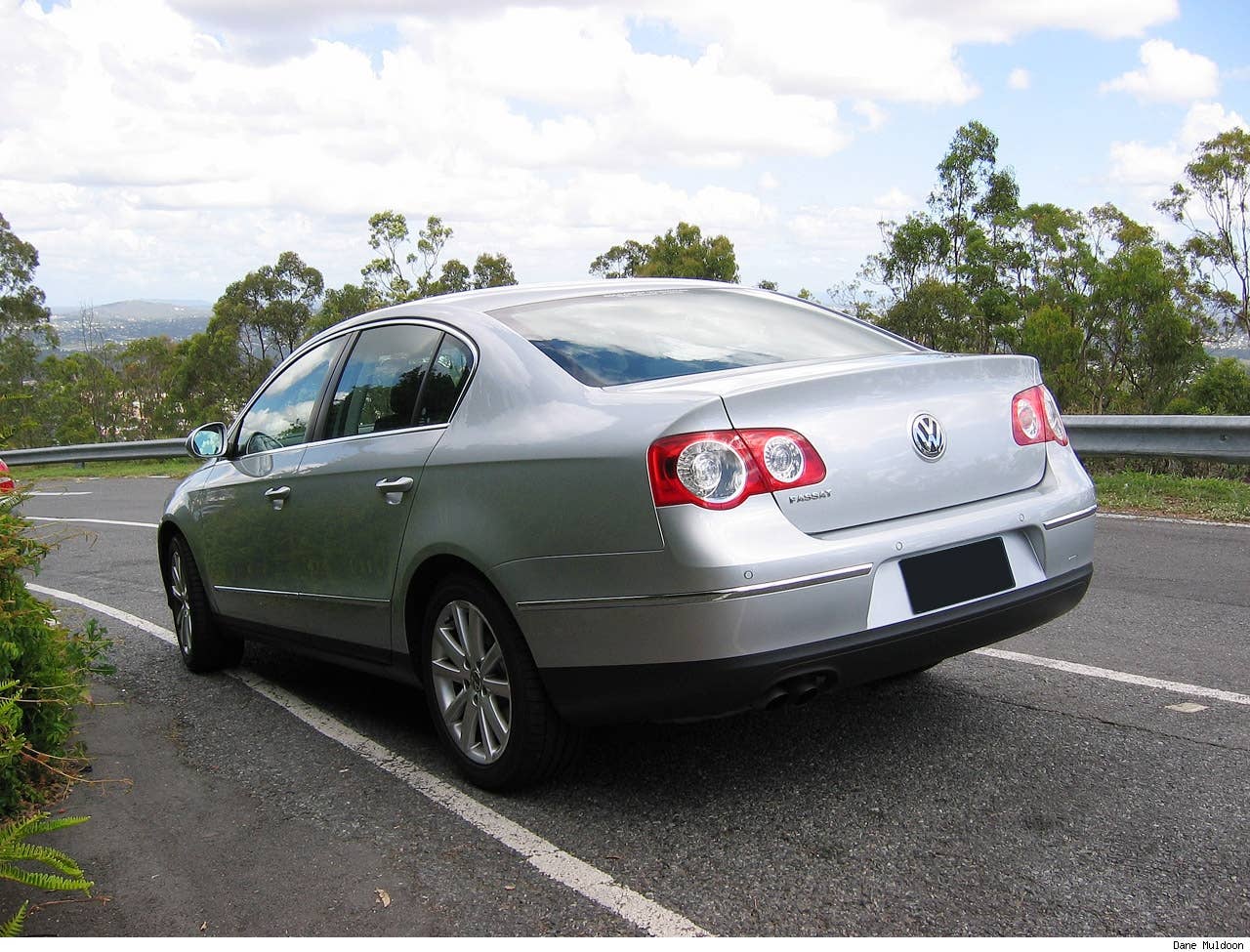 This Passat is a TDI model but there is no mention of this via insignias on the car