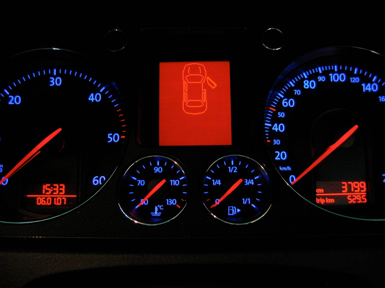 You get around 1000km / 620 miles on a tank