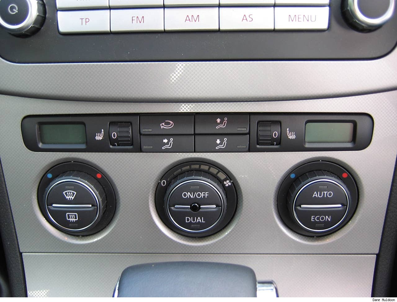 Dual-climate control up front with automatic climate control which will chill a hot car in a hurry. Not much use for seat warmers in Brisbane though
