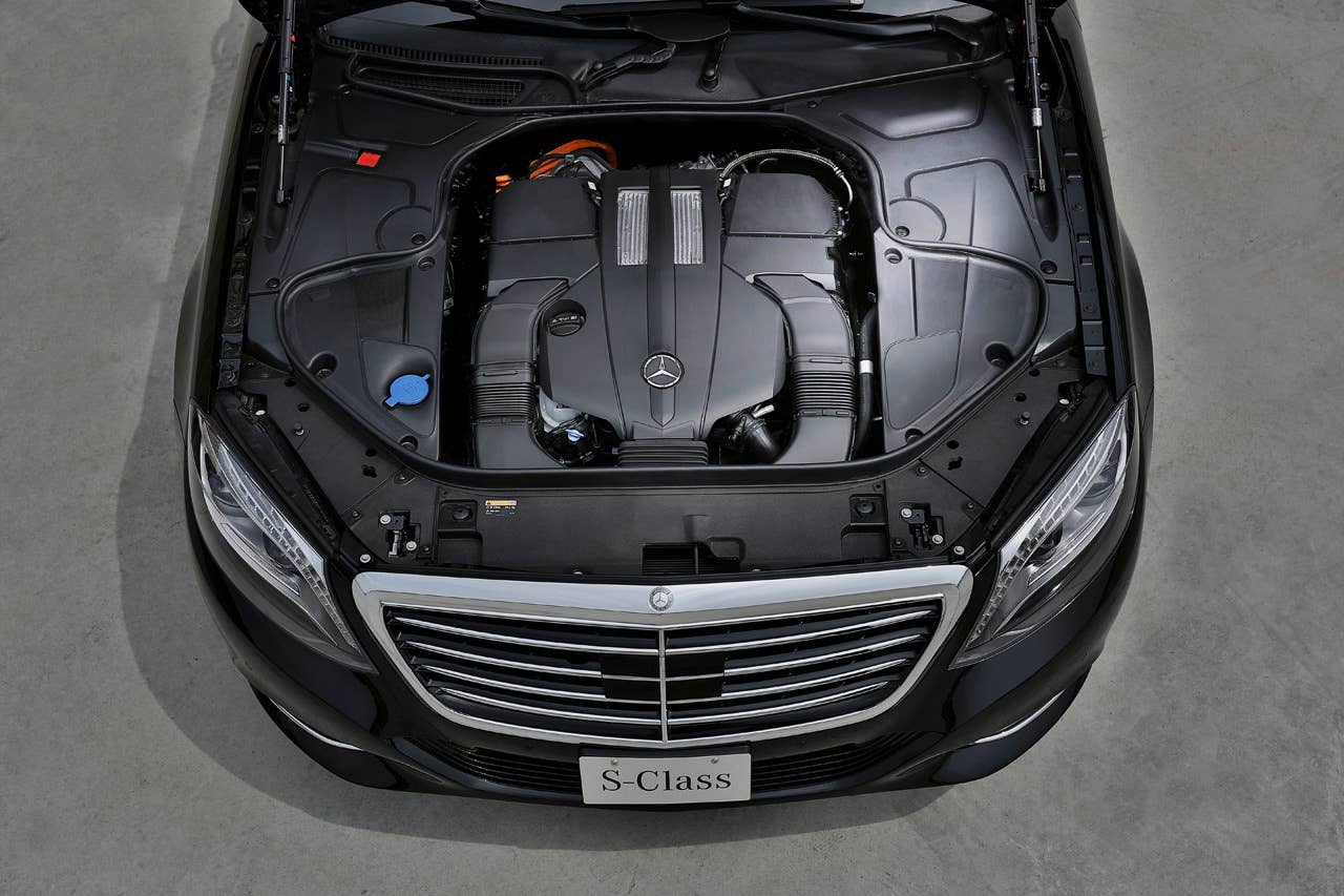 Mercedes-Benz S 500 PLUG-IN HYBRID (W 222) 2013, Lack: Magnetitschwarz metallic