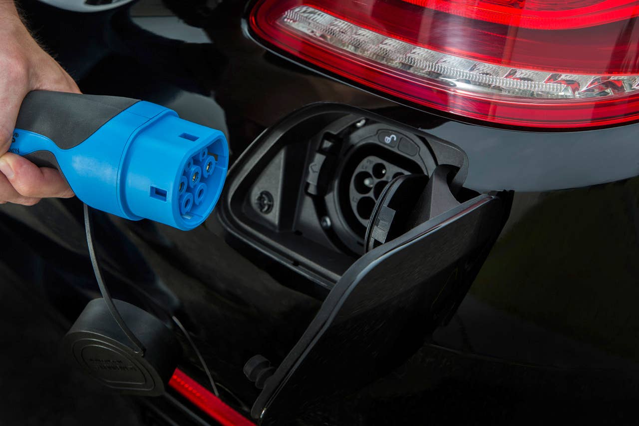 Mercedes-Benz S 500 PLUG-IN HYBRID (W 222) 2013, Lack: Magnetitschwarz metallic