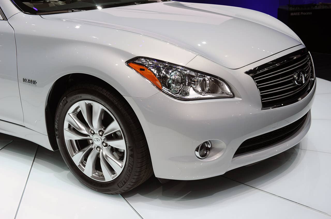 2012 Infiniti M Hybrid