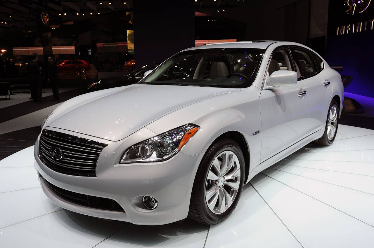 2012 Infiniti M Hybrid