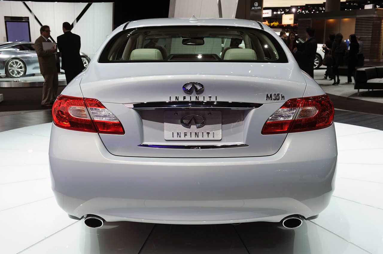 2012 Infiniti M Hybrid