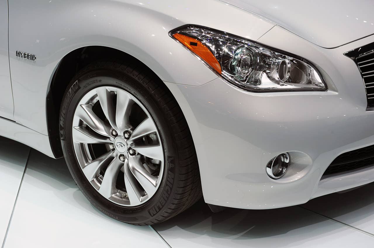 2012 Infiniti M Hybrid