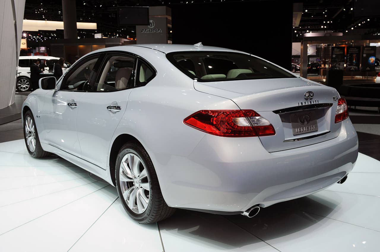 2012 Infiniti M Hybrid