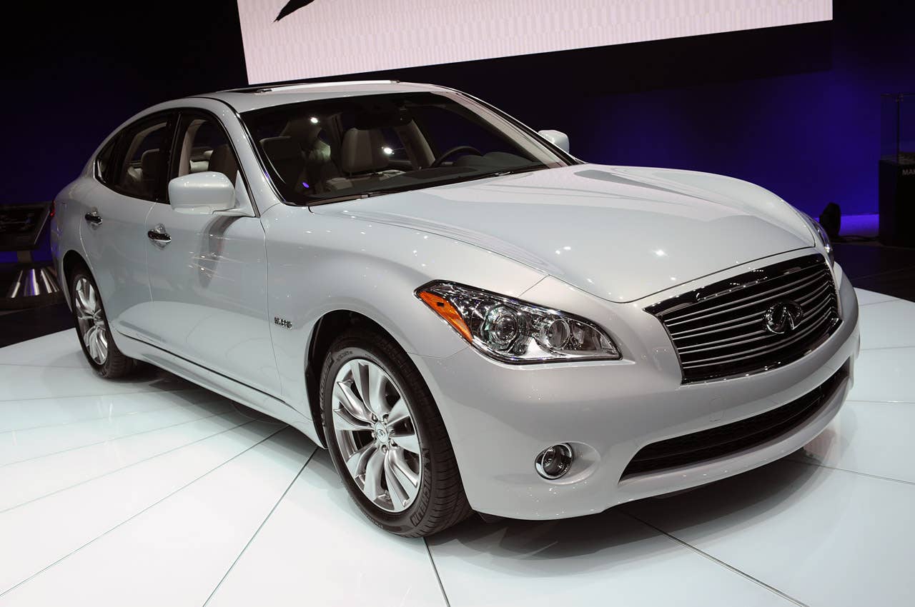 2012 Infiniti M Hybrid