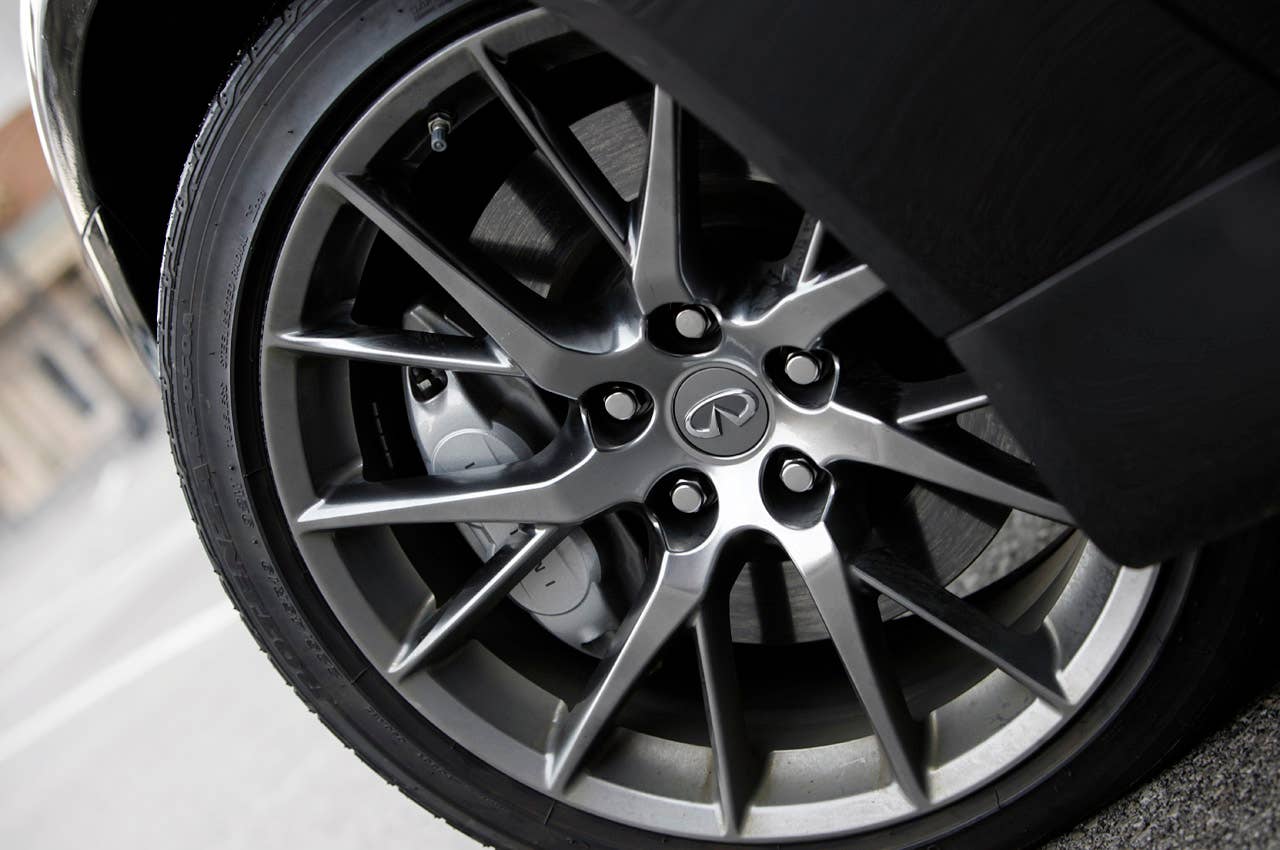 2012 Infiniti G37 IPL wheel