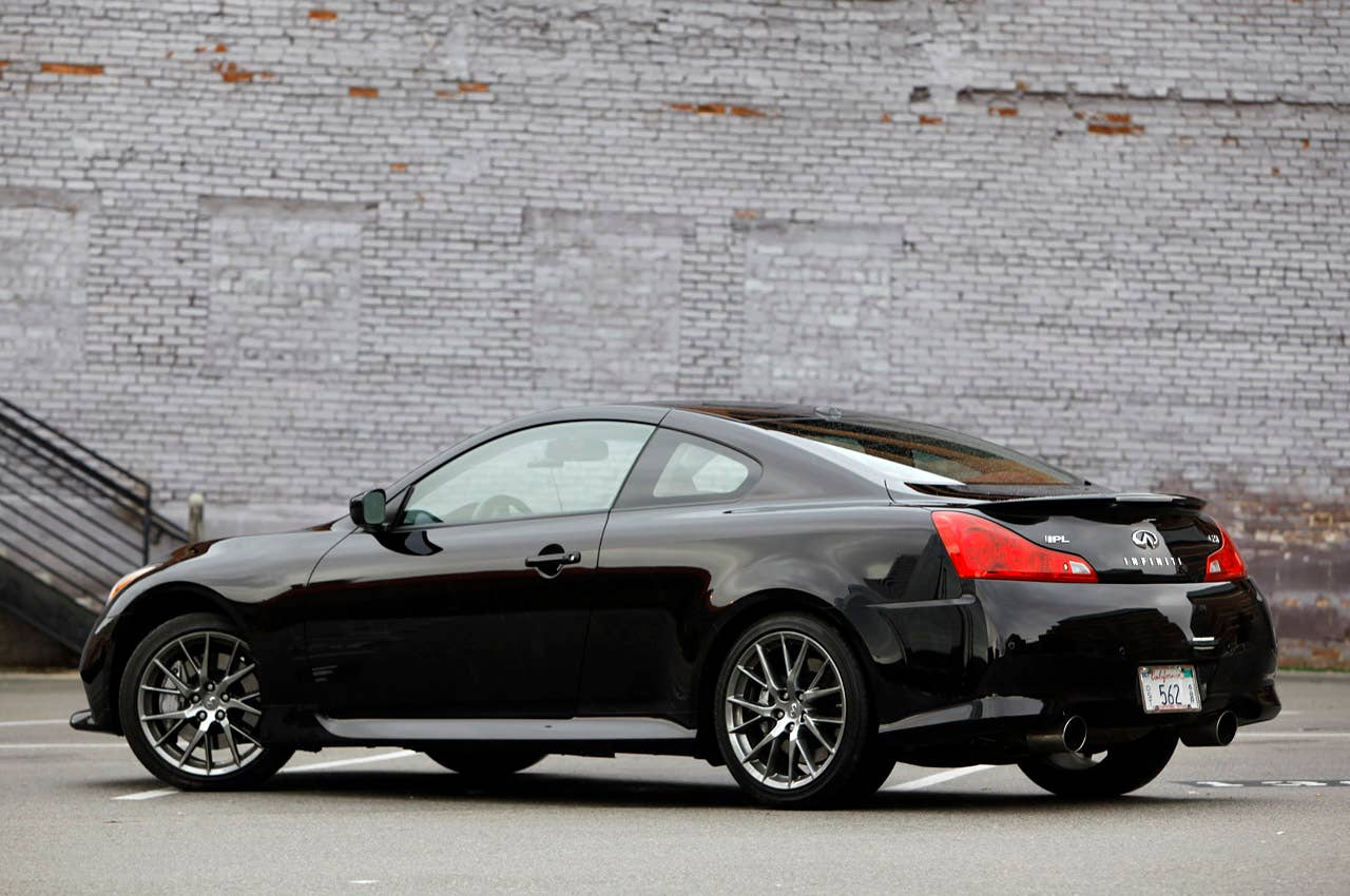 2012 Infiniti G37 IPL rear 3/4 view