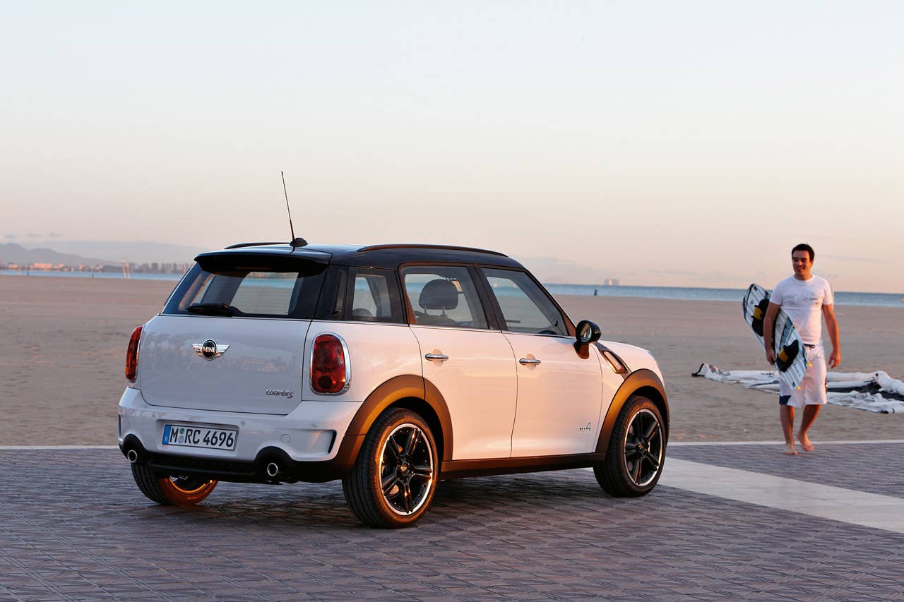 MINI Countryman (02/2010)