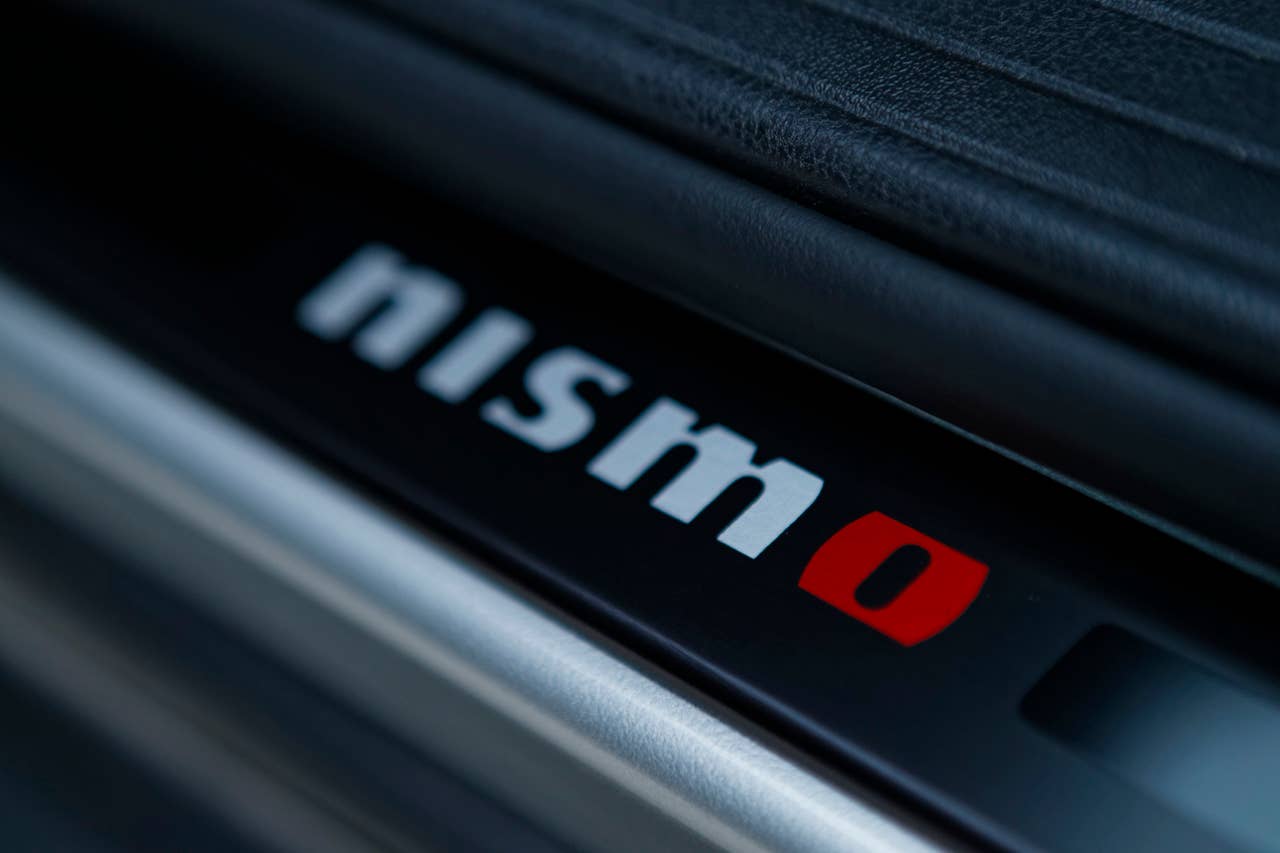 2013 Nissan Juke Nismo door sill