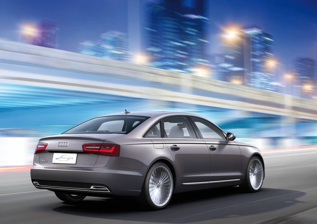 Audi A6 L e-tron rear 3/4