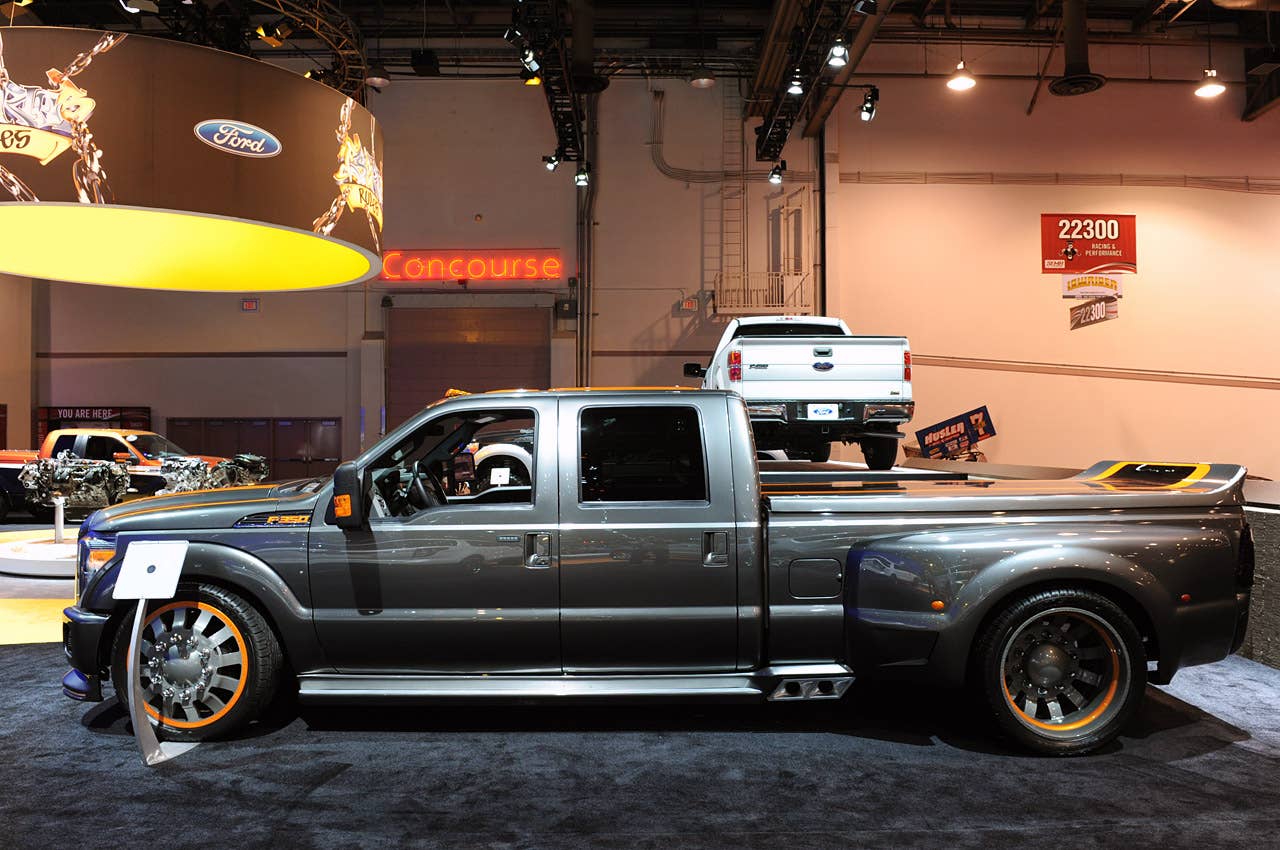 Airhead Kustoms Ford F-350 Super Duty