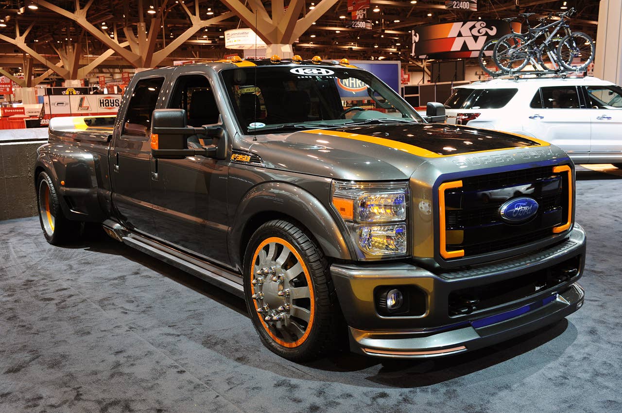 Airhead Kustoms Ford F-350 Super Duty