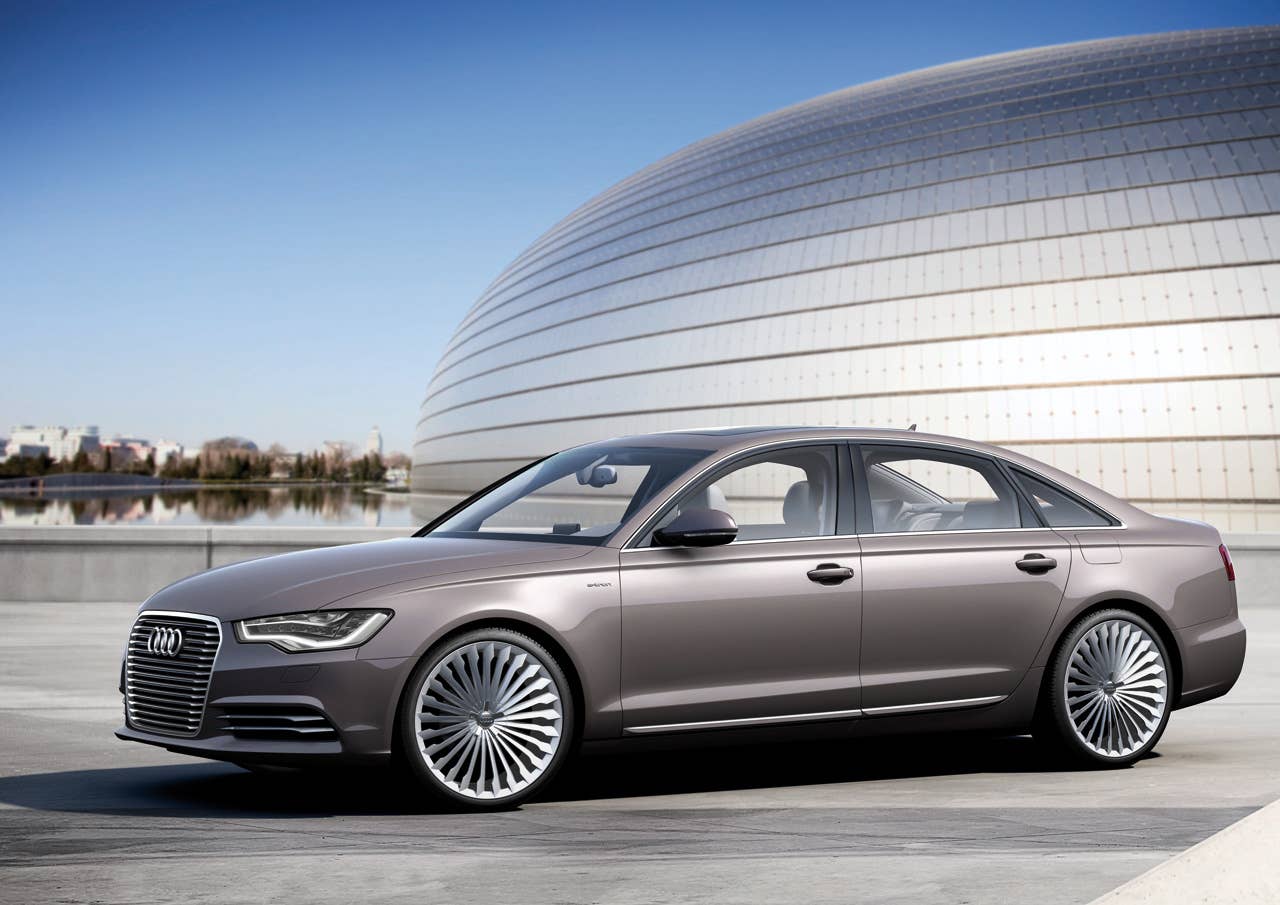 Audi A6 L e-tron front 3/4
