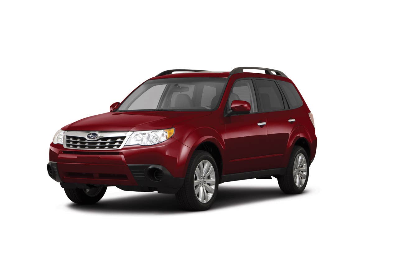 2011 Subaru Forester front 3/4