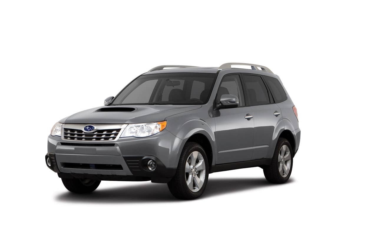 2011 Subaru Forester front 3/4