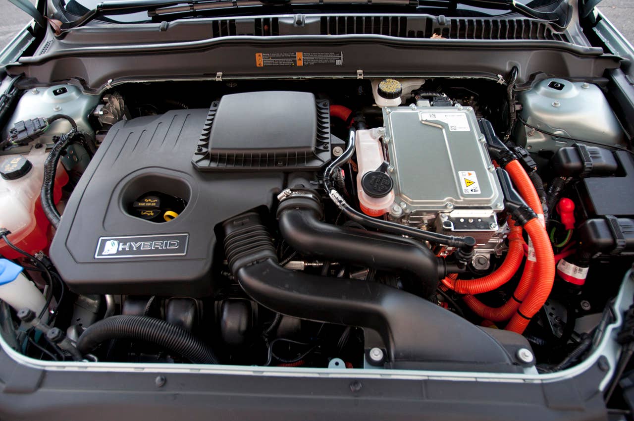 2013 Ford Fusion Hybrid SE engine