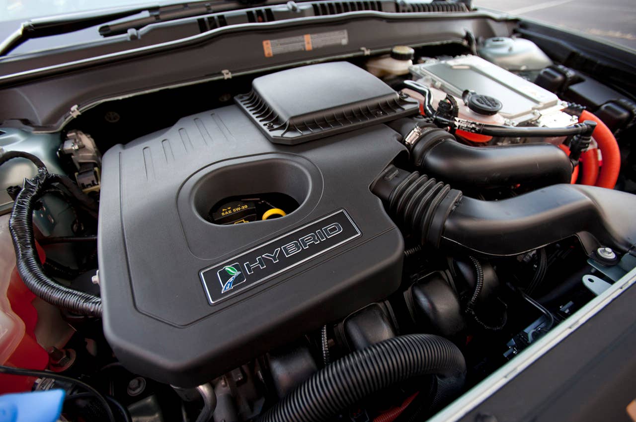 2013 Ford Fusion Hybrid SE engine