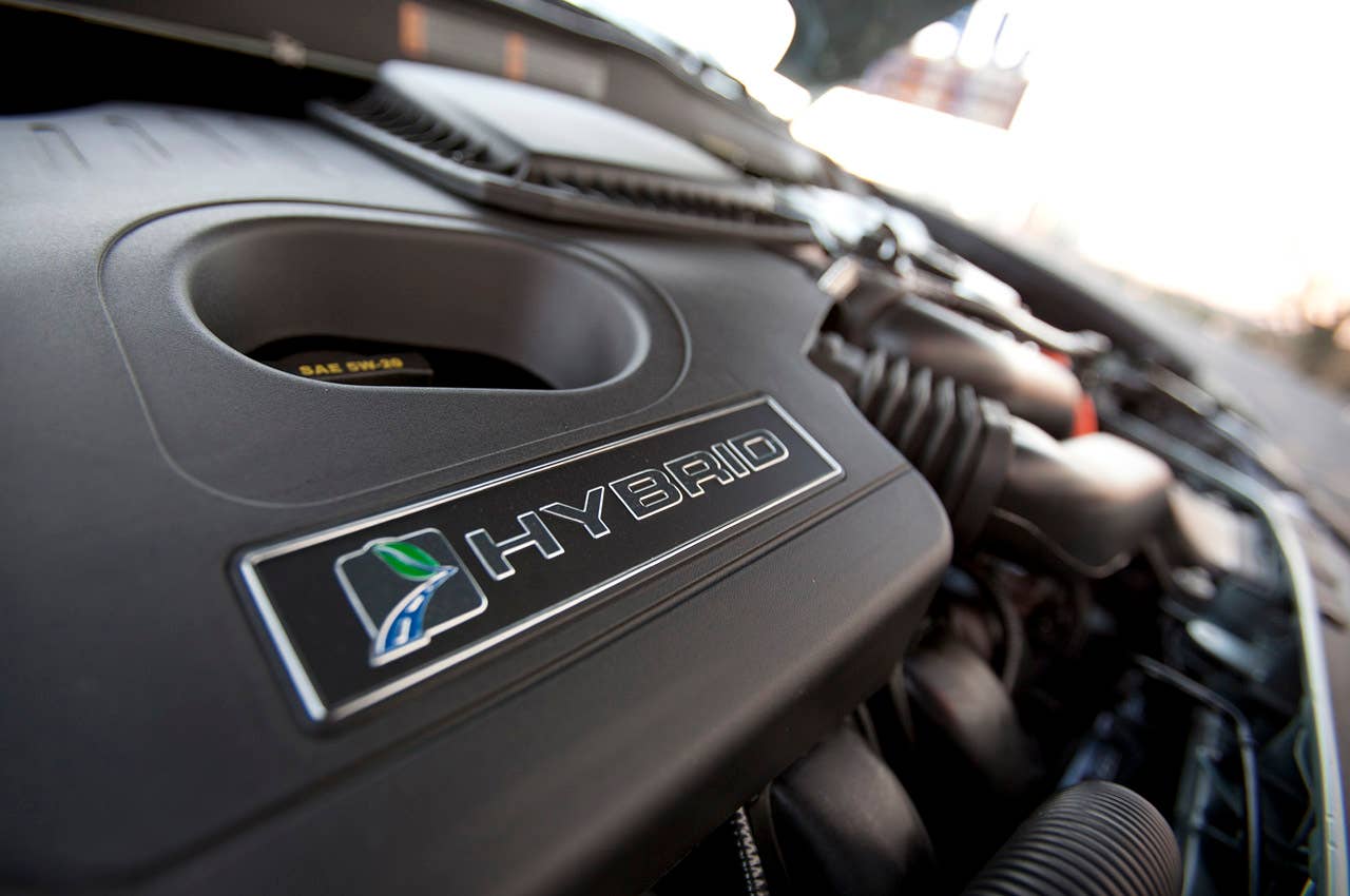 2013 Ford Fusion Hybrid SE engine detail