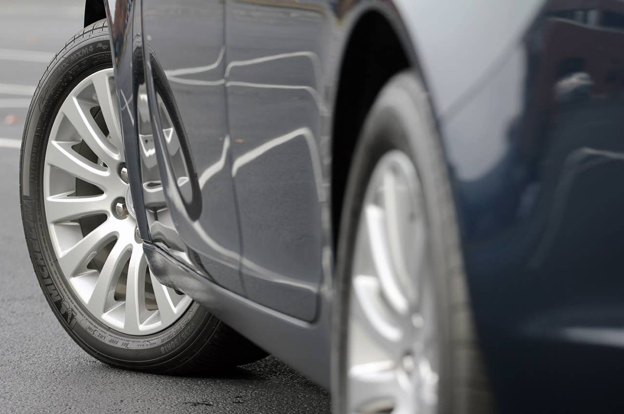 2011 Buick Regal CXL side detail