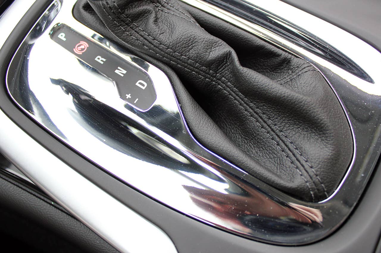 2011 Buick Regal CXL shifter