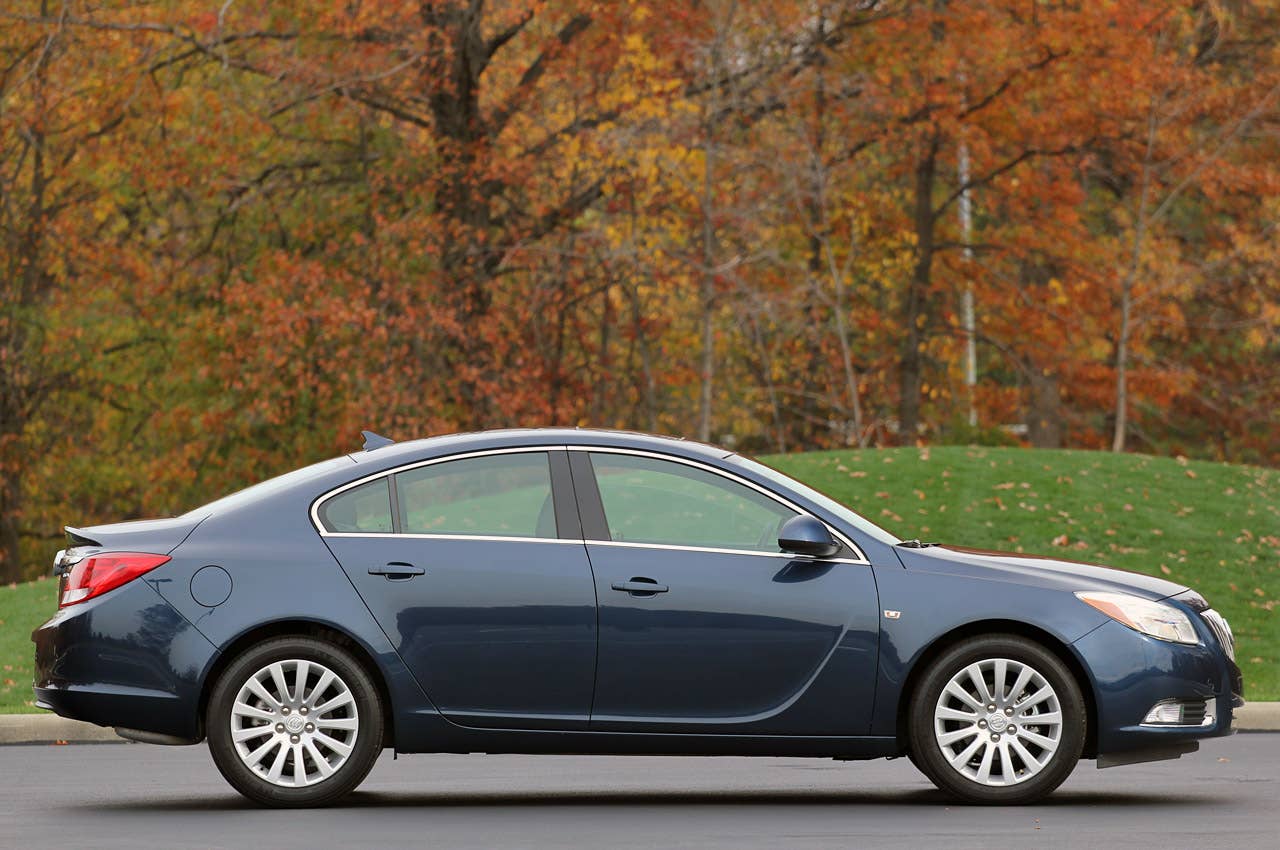 2011 Buick Regal CXL side view