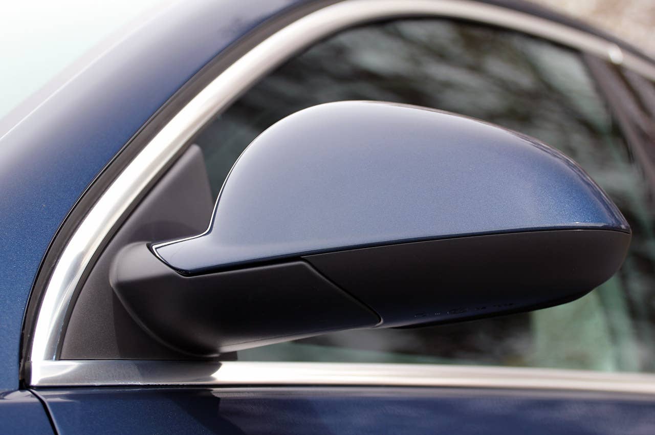 2011 Buick Regal CXL side mirror