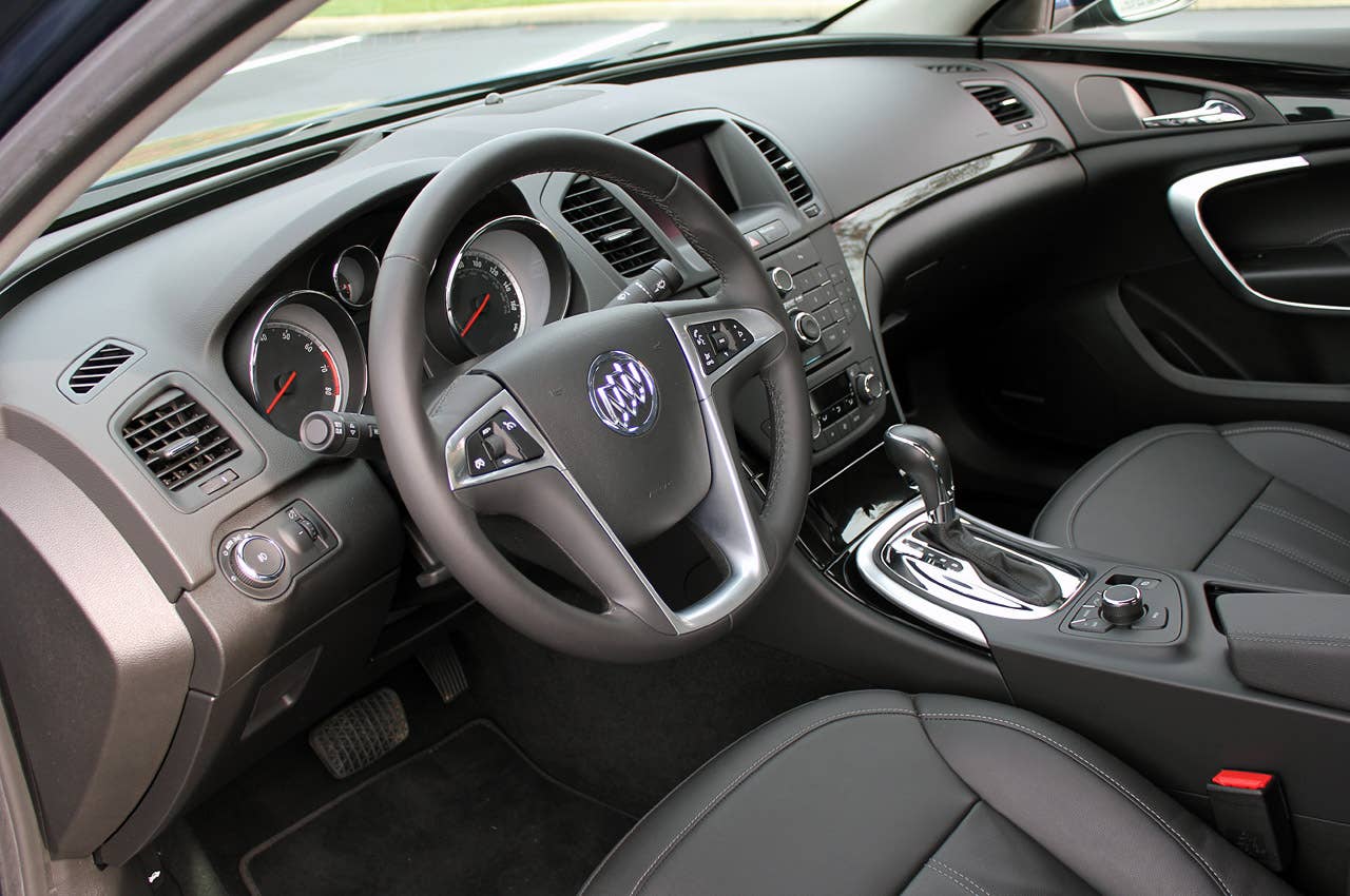2011 Buick Regal CXL interior