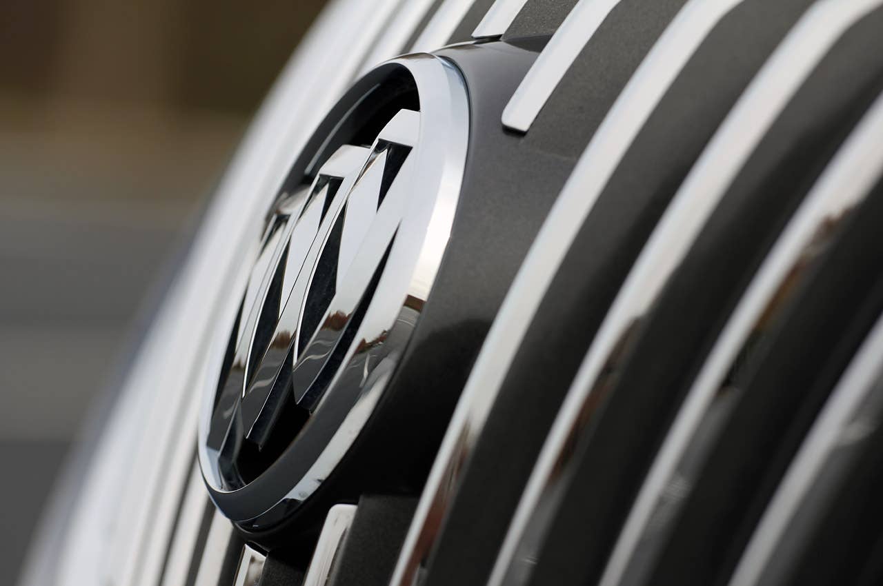 2011 Buick Regal CXL grille
