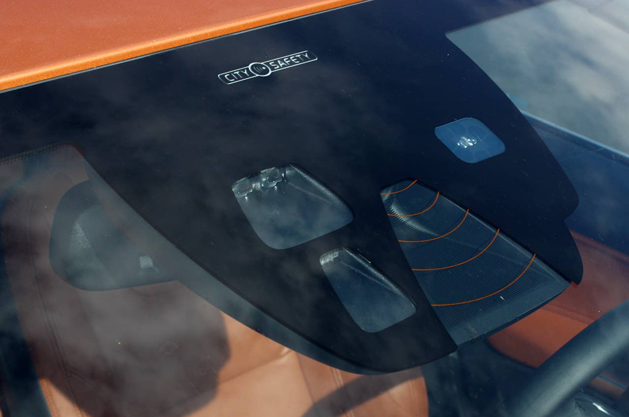 2011 Volvo S60 exterior detail