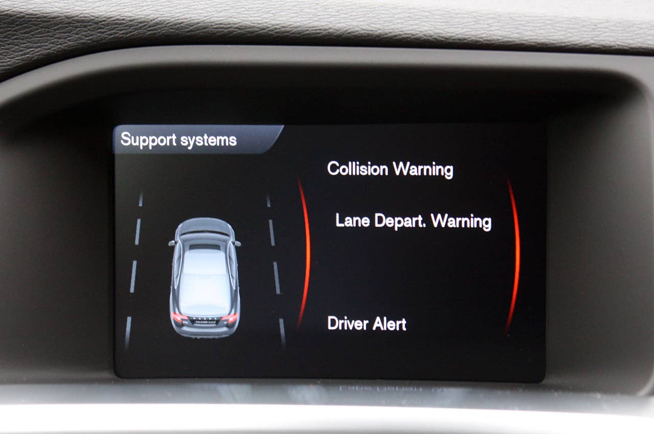 2011 Volvo S60 interior