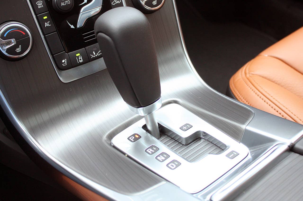 2011 Volvo S60 shifter