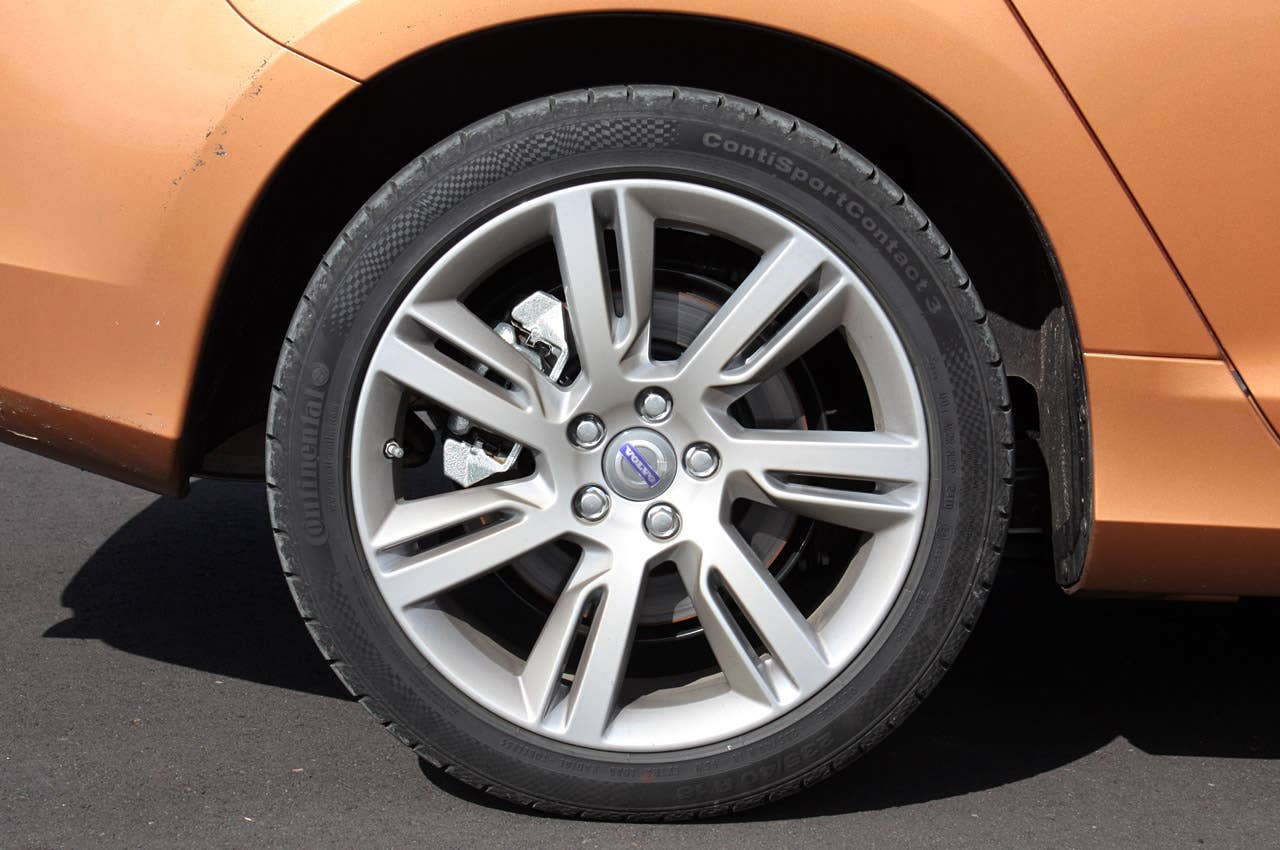 2011 Volvo S60 wheel