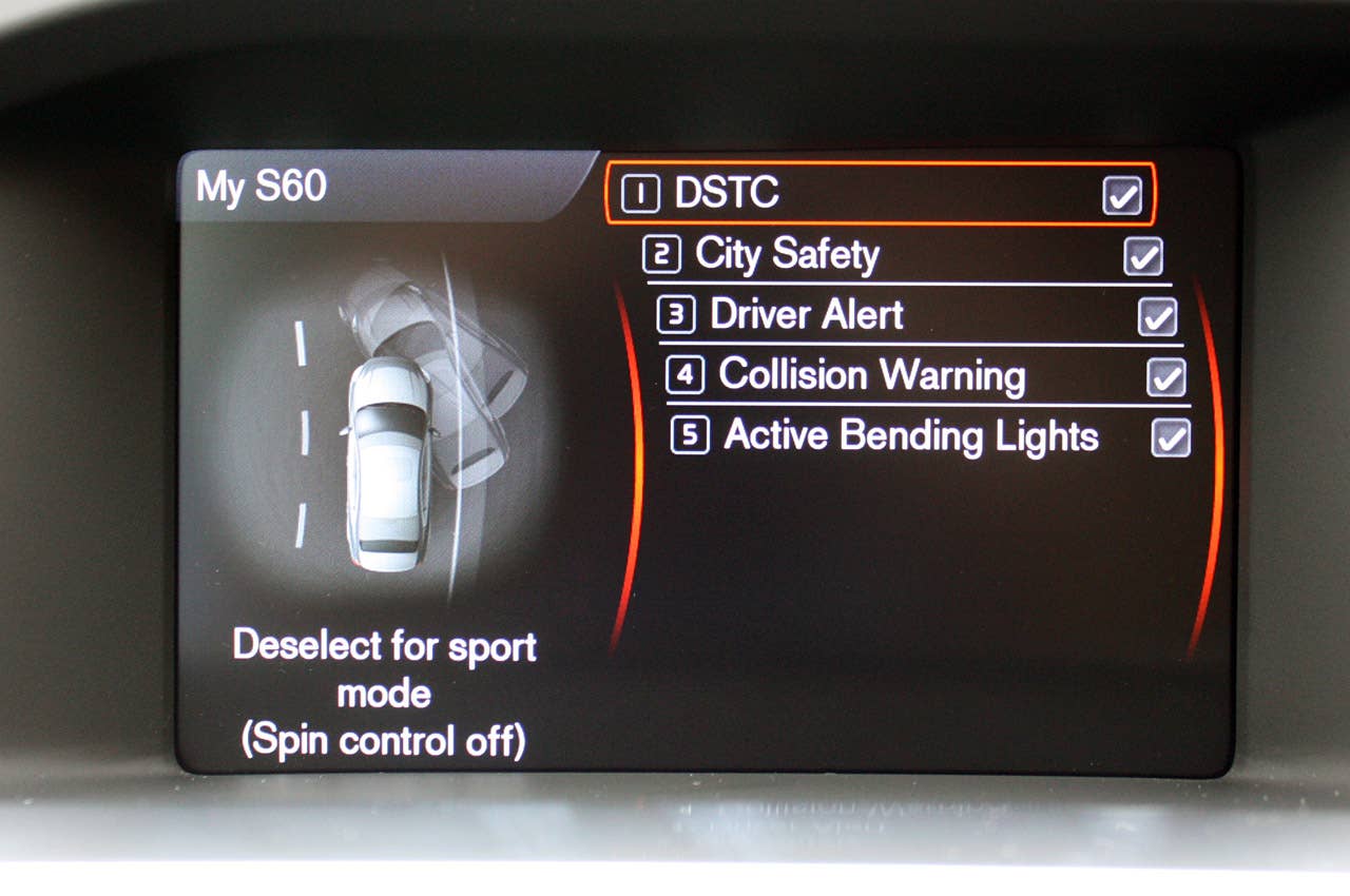 2011 Volvo S60 interior