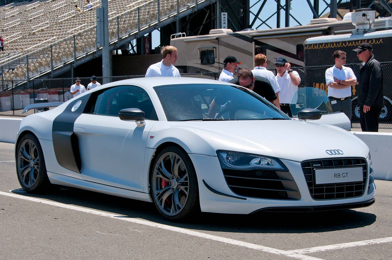 2012 Audi R8 GT front 3/4 view