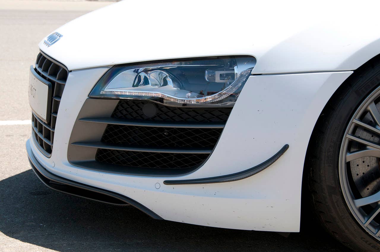 2012 Audi R8 GT front detail