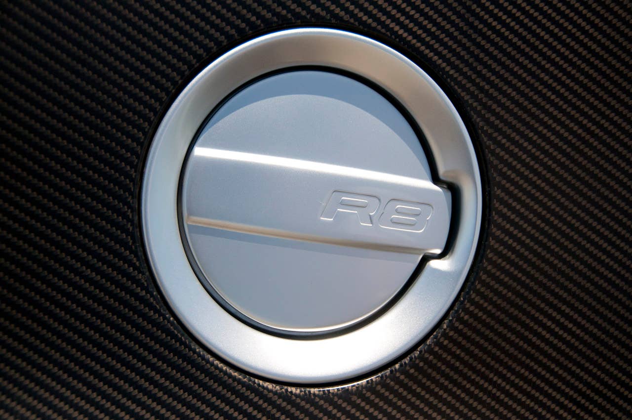 2012 Audi R8 GT fuel door