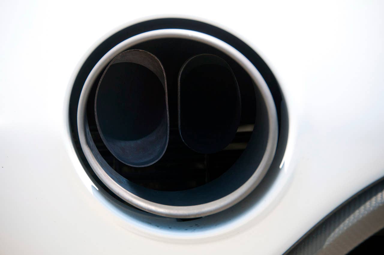 2012 Audi R8 GT exhaust tip