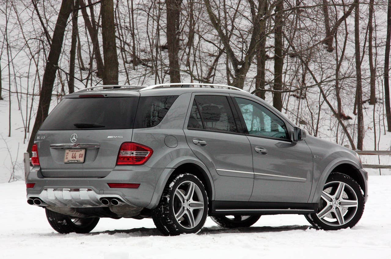 2011 Mercedes-Benz ML63 AMG rear 3/4 view