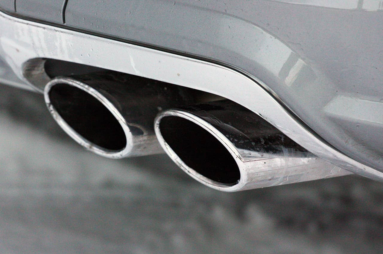 2011 Mercedes-Benz ML63 AMG exhaust system
