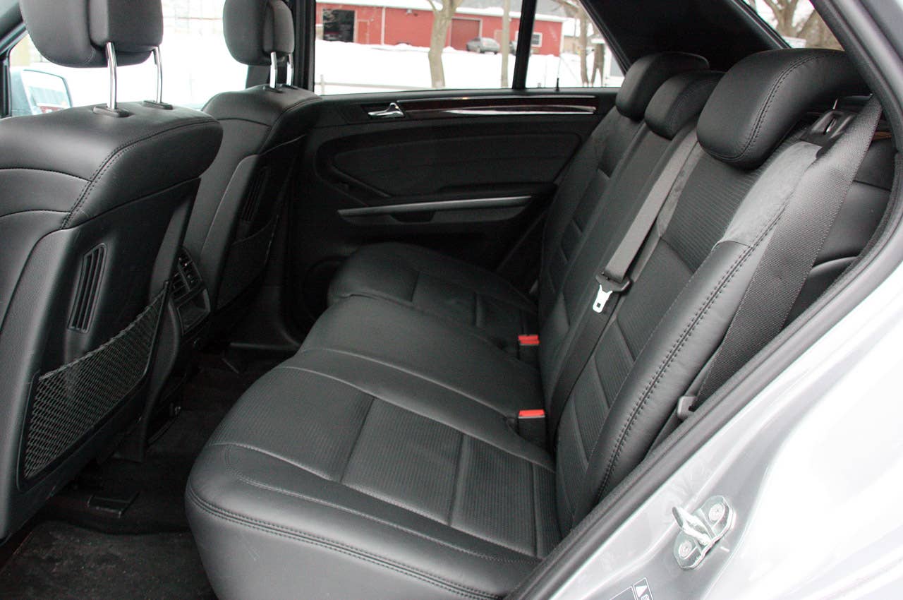 2011 Mercedes-Benz ML63 AMG rear seats