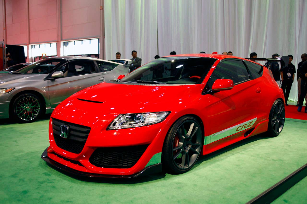 2011 Honda CR-Z Hybrid R Concept front 3/4